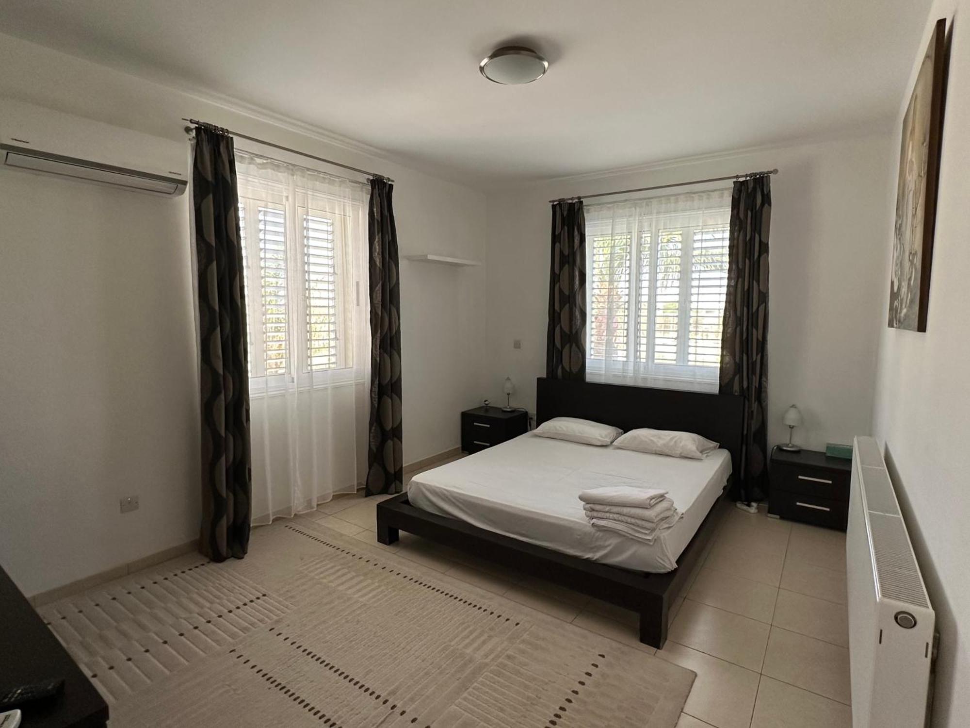 Villa Andy-350 M From The Beach ラルナカ エクステリア 写真