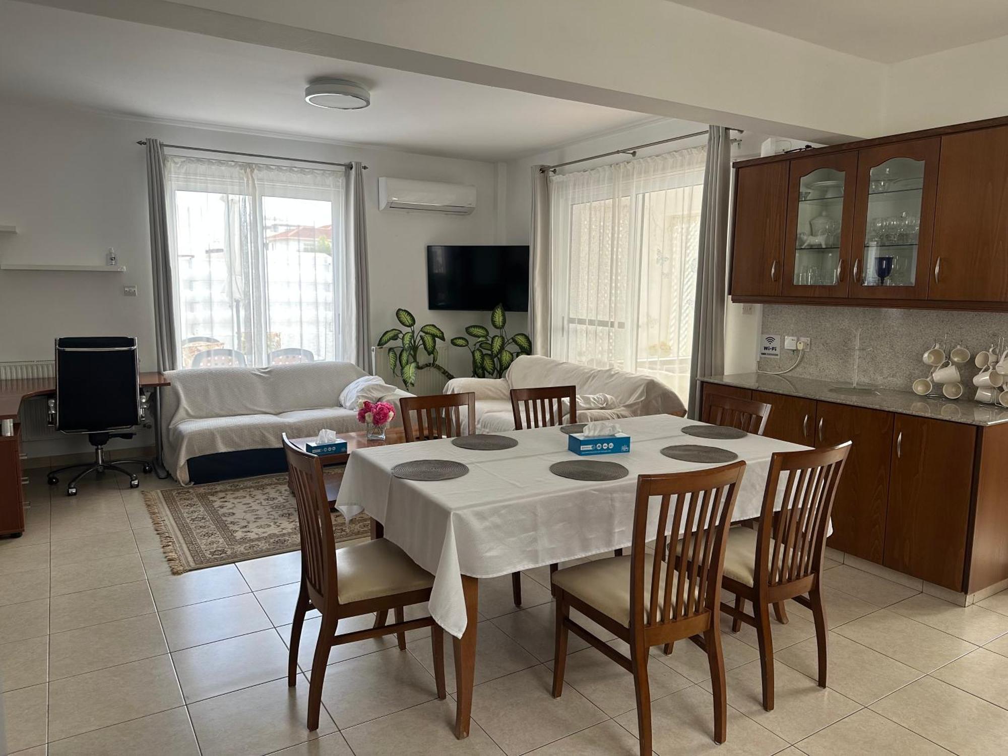 Villa Andy-350 M From The Beach ラルナカ エクステリア 写真