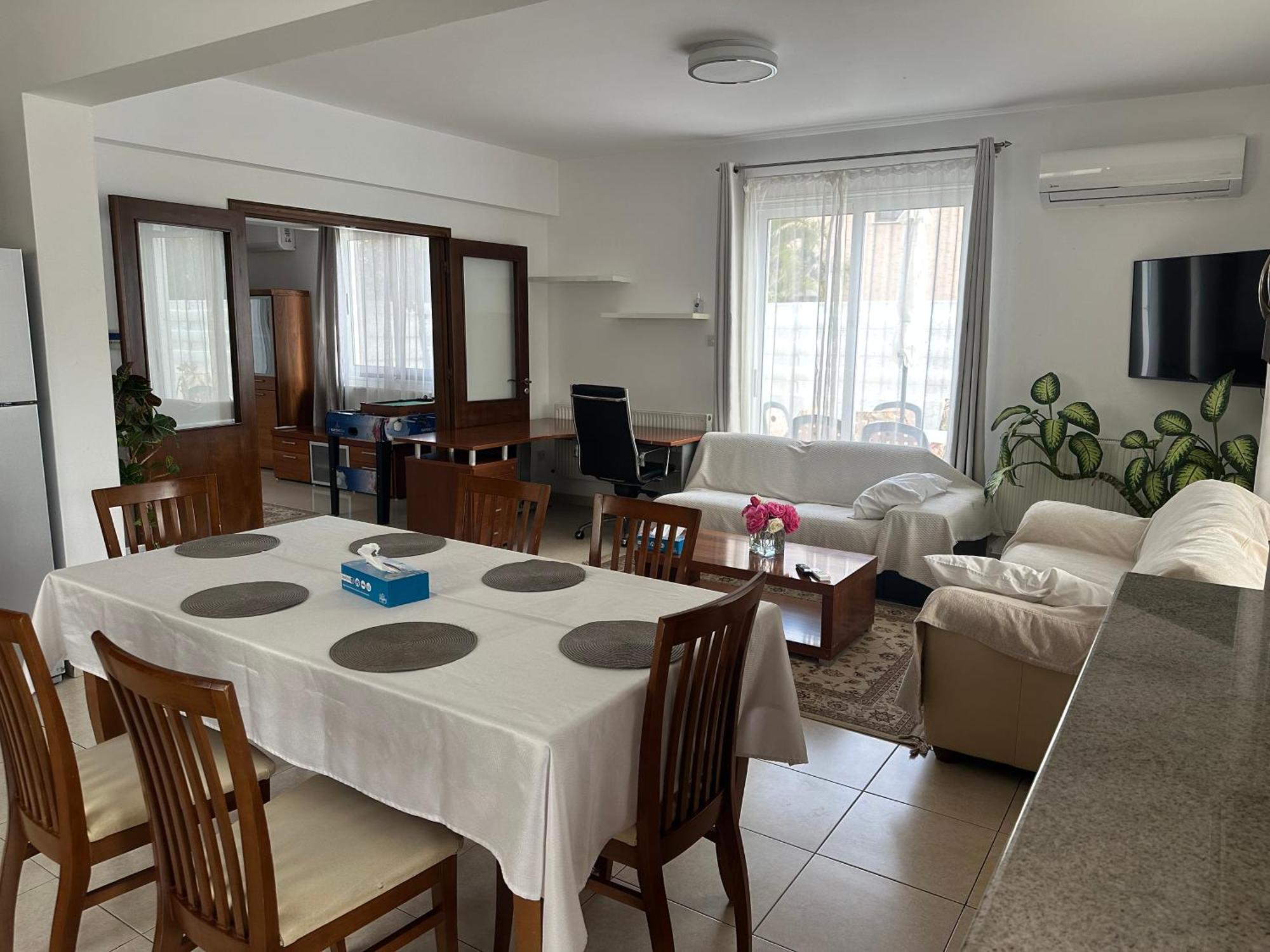 Villa Andy-350 M From The Beach ラルナカ エクステリア 写真